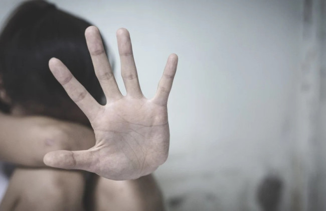 Шантажував інтимними відео: на Вінниччині чоловіка підозрюють у зґвалтуванні 16-річної дівчини