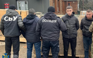 Пішки через Карпати до Румунії — викрили ділків, які переправляли ухилятів за кордон