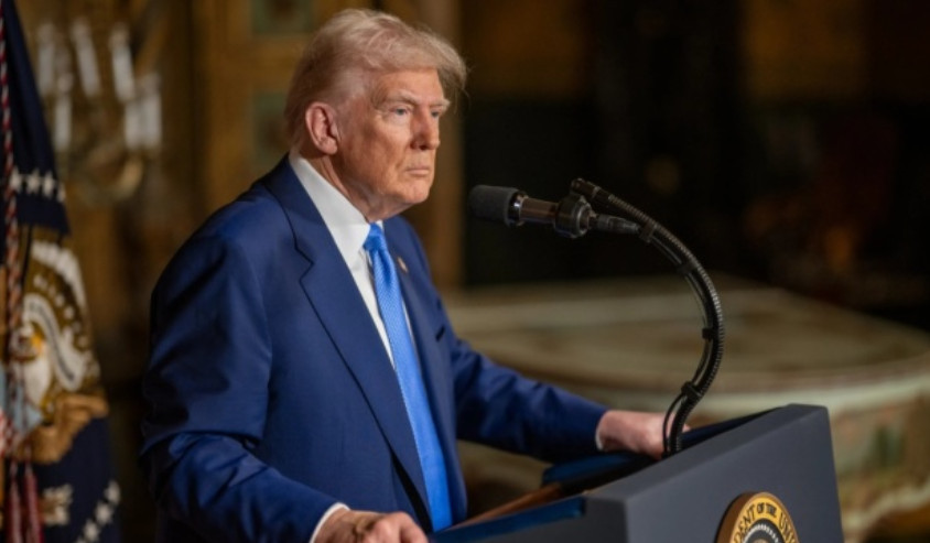 Дональд Трамп продлил на год санкции против РФ