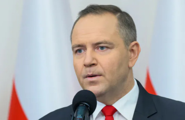 Польща змінює правила для українців — Кароль Навроцький підписав закон