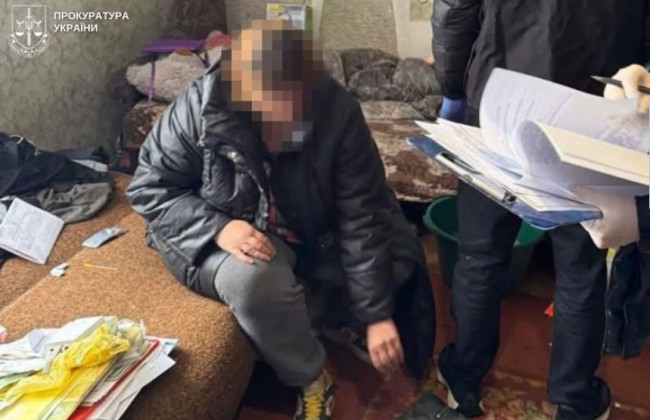 Жінка виманила у військового майже мільйон, вдаючи стосунки на відстані