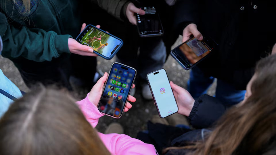 Німеччина планує заборонити соцмережі для дітей до 14 років