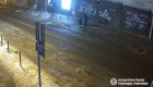 В полиции показали видео, как подозреваемая в теракте во Львове закладывает взрывчатку в мусорные баки