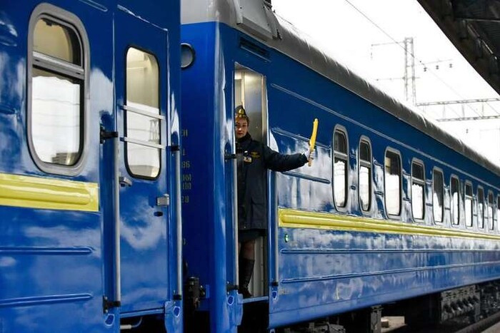 Після нічної атаки на Київщині частина поїздів змінила маршрути