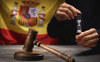 Батько намагався зупинити евтаназію паралізованої доньки: Конституційний суд Іспанії став на її бік