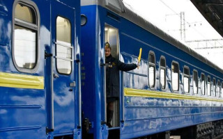 Після нічної атаки на Київщині частина поїздів змінила маршрути
