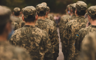 Помощь на оздоровление для военнослужащих: кто и когда может получить полную сумму