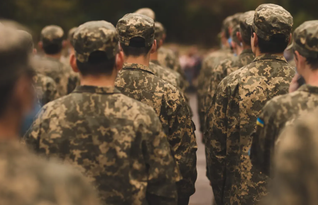 Помощь на оздоровление для военнослужащих: кто и когда может получить полную сумму