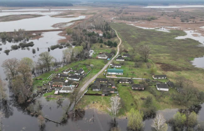 Подтопления из-за потепления и риск вспышек инфекций: для граждан объявили предупреждение