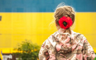 Денежные выплаты детям погибших военнослужащих хотят «заморозить» до 21 года