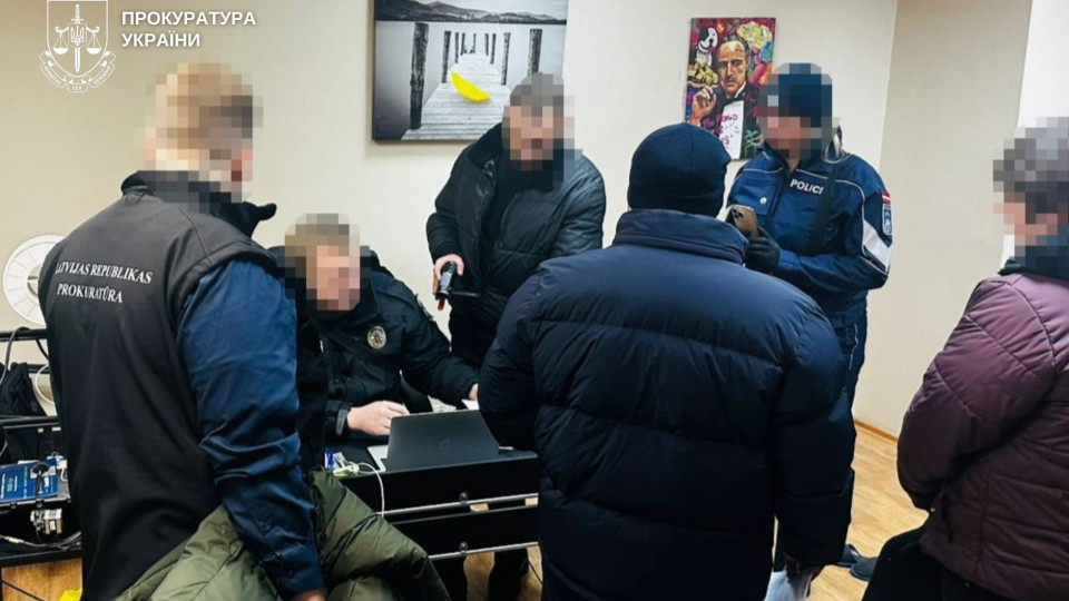 Руслан Кравченко: у Дніпрі викрили кол-центри, які ошукували громадян країн ЄС