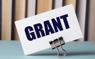 Володимир Зеленський затвердив положення про гранти для молоді з малих громад