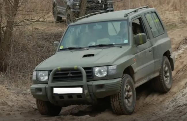 Как передать автомобиль, ввезенный в качестве гуманитарной помощи, другому военному – пошаговая инструкция