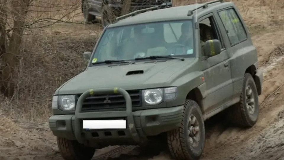 Як передати авто, ввезене як гуманітарна допомога, іншому військовому – покрокова інструкція