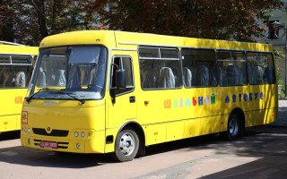 Кабмін розподілив 2 млрд грн на шкільні автобуси: які заклади отримають фінансування першими
