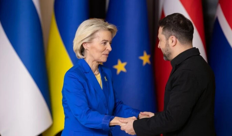 Зеленський обговорив з фон дер Ляєн стратегію посилення стійкості України