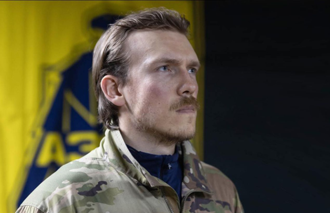 Володимир Зеленський присвоїв звання бригадного генерала Денису «Редісу» Прокопенку