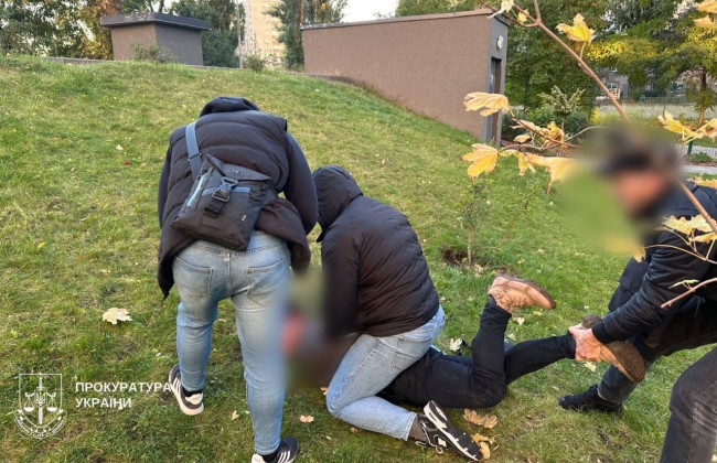 У Києві судитимуть експатрульного, який за $10 тисяч обіцяв бронювання через військовий інститут