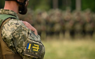 Должностное лицо учебного центра ВСУ, которое за $2 тысячи помогало военного бежать за границу, предстанет перед судом