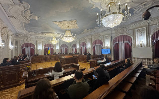 Профспілка може вимагати розірвання договору з керівником за істотні порушення трудового законодавства — позиція ВП ВС