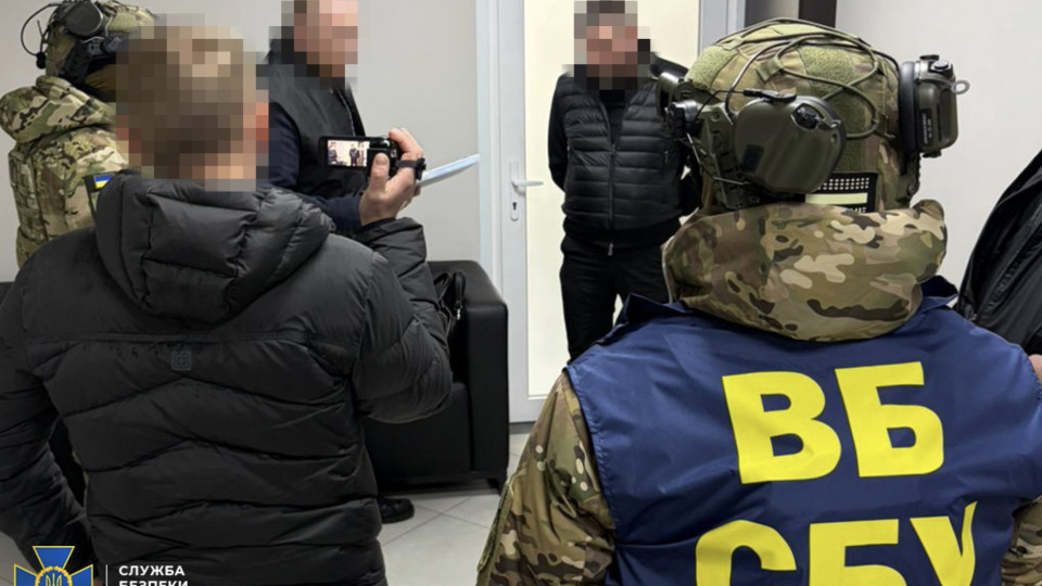 Руслан Кравченко сообщил о задержании должностных лиц Воздушных сил и СБУ по делу укрытий для авиации