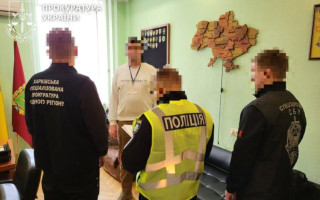 У Харкові викрили працівника РТЦК, який знімав з розшуку ухилянтів