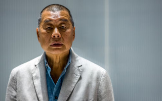 Гонконгский медиамагнат Джимми Лай выиграл апелляцию по делу о мошенничестве, но останется за решеткой