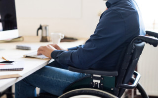 У ДПС пояснили, хто є платниками внеску на підтримку працевлаштування осіб з інвалідністю