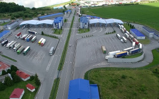 Біля пункту пропуску «Рава-Руська» облаштують 270 паркомісць для вантажівок