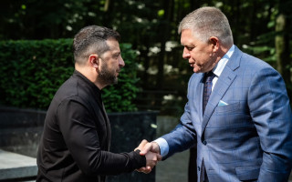 Володимир Зеленський для вирішення питань запросив Роберта Фіцо в Україну