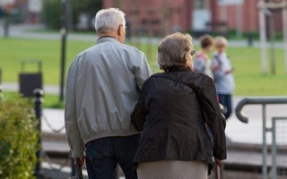 Індексація пенсій 2026: скільки отримуватимуть українці віком 70+