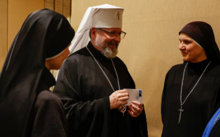 Ватикан выпустил необычную марку в поддержку украинцев — как она выглядит, фото