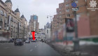 В Киеве наказали водителя BMW, который пересек двойную сплошную линию дорожной разметки — видео