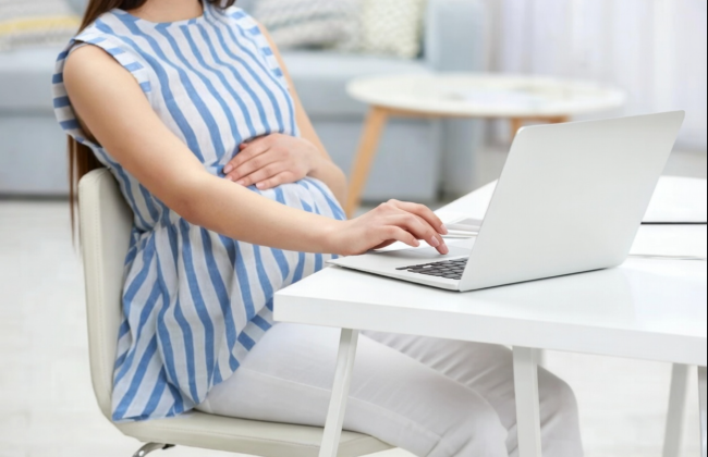 Входит ли декретный отпуск в страховой стаж: что нужно знать о пенсии