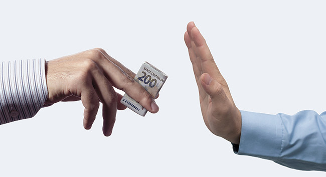 Як правильно повідомити про корупційне правопорушення – пояснення НАЗК