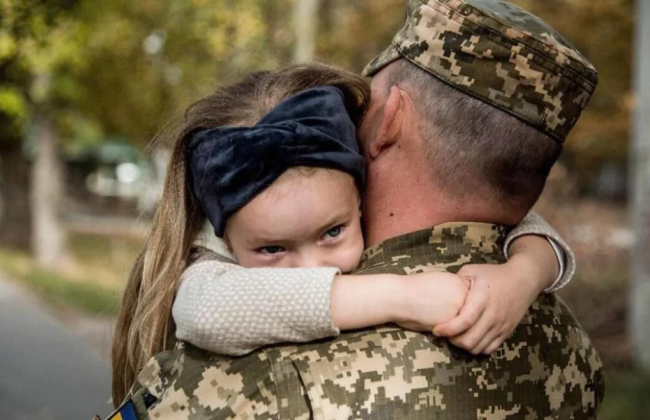 У Раді планують закріпити право на виплати дітям, які народилися після загибелі батька-військового