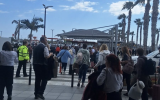 На Кіпрі оголосили евакуацію району Акротірі та аеропорту Пафоса після появи невідомих дронів: що відомо