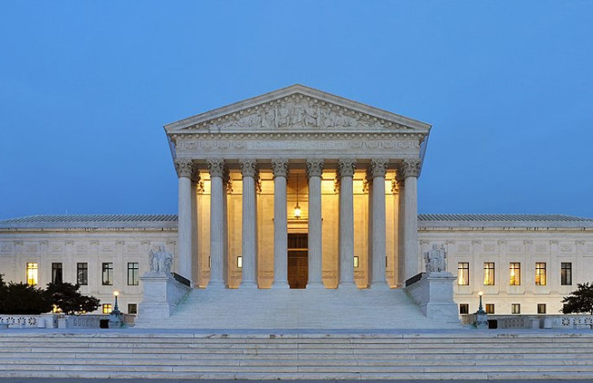 Верховний суд США став на бік батьків із Каліфорнії у справі про гендерну ідентичність