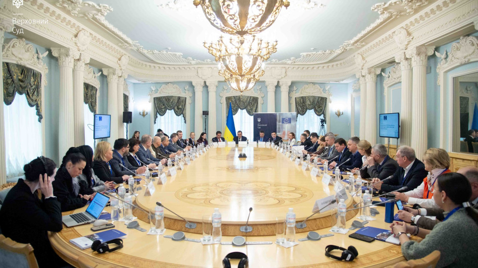 Перевантаження і загрози: у Верховному Суді обговорили, чому добробут суддів став питанням незалежності