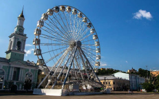 Суд снял арест с колеса обозрения на Контрактовой площади в Киеве – вернут ли его в эксплуатацию