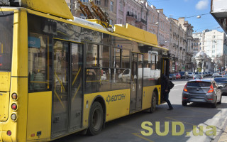 У Києві на перетині вулиць Рональда Рейгана та Оноре де Бальзака змінить рух електротранспорт