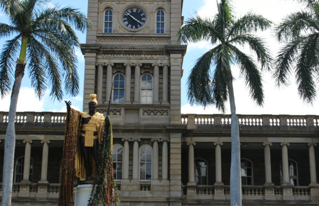 Имеет ли власть право сокращать льготы пенсионерам: суд США рассматривает дело, которое длится 20 лет