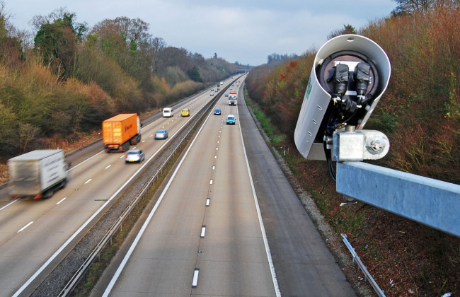 В Україні з 6 березня запрацюють ще 37 камер автофіксації порушень ПДР: де встановлять