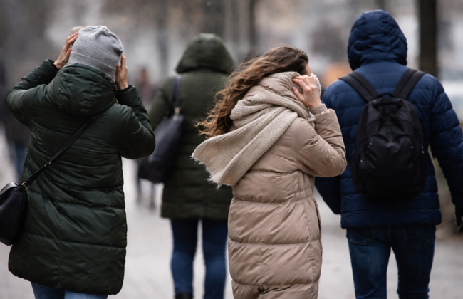 Синоптики попередили про вітер і мокрий сніг в Україні 5 березня