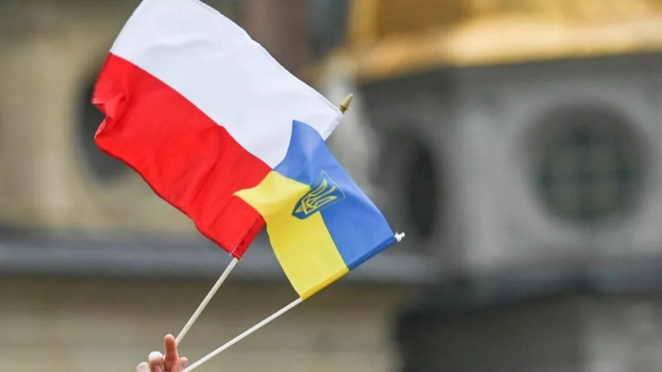 В Польше прекратил действовать спецзакон, гарантировавший украинцам упрощенный доступ к рынку труда, соцвыплатам и образованию
