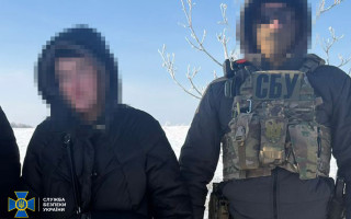 СБУ предотвратила теракт в Донецкой области – агентку РФ задержали возле ТЦК, когда она ждала дрон с взрывчаткой