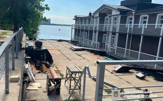 Незаконная база отдыха на причале в Киеве – будут судить двух предпринимателей