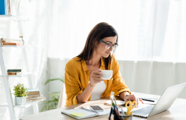 Хто може працювати віддалено: список професій для дистанційної роботи