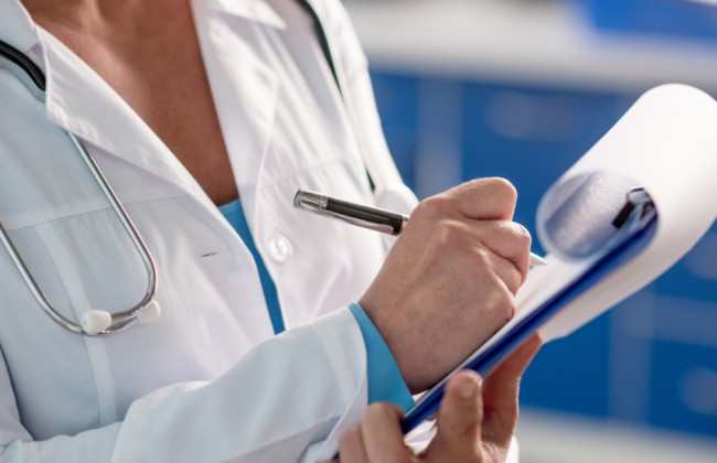 У Києві лікарці-психіатру повідомили про підозру за смерть пацієнтки через несвоєчасно встановлений діагноз