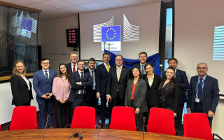 ЕС одобрил новый пакет инвестиций на 1,5 млрд евро для восстановления, реконструкции и модернизации Украины